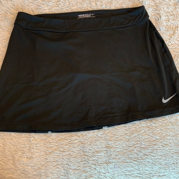Nike Dresses & Skirts - Nike golf skirt